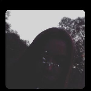 Meet your Posher, Azalea